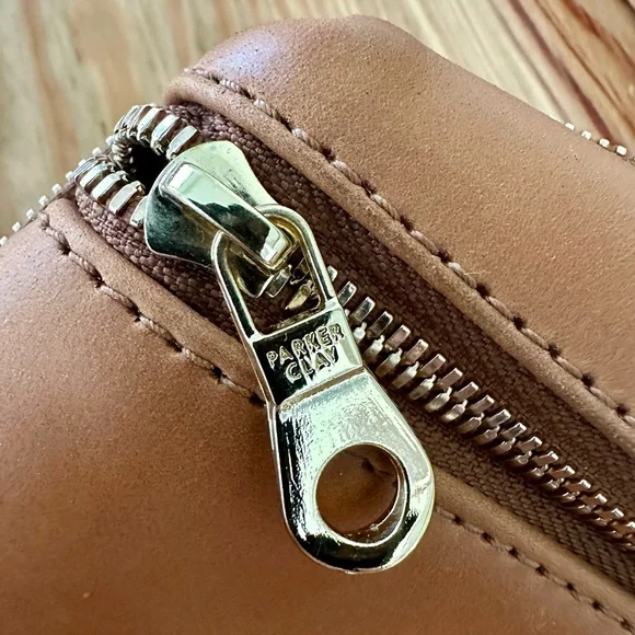 NWT Parker Clay leather sling bag - Picture 12 of 13